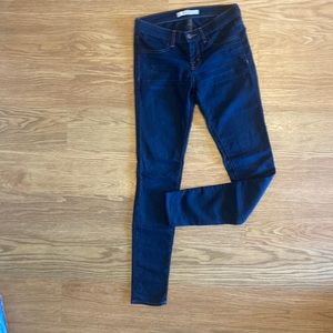 Super stretch skinny